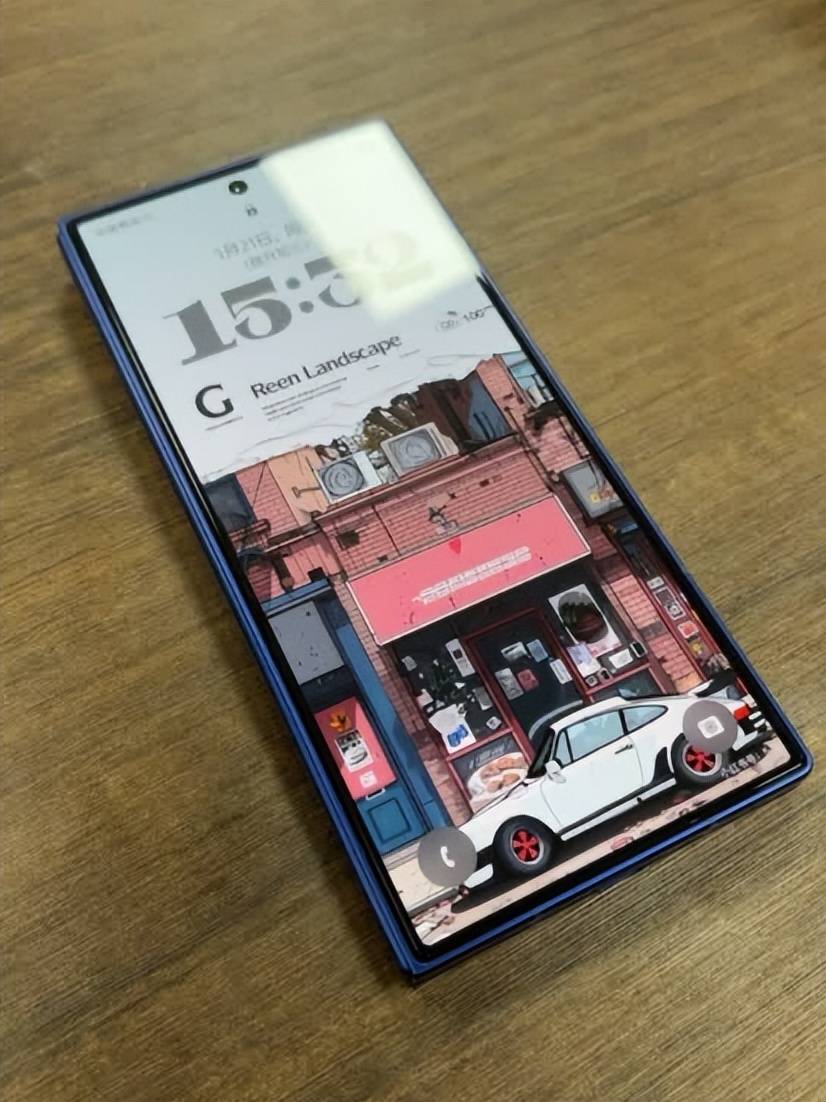 ld7体验AI算力全面爆发能单手掌控了凯发国际平台三星Galaxy Z Fo(图4)